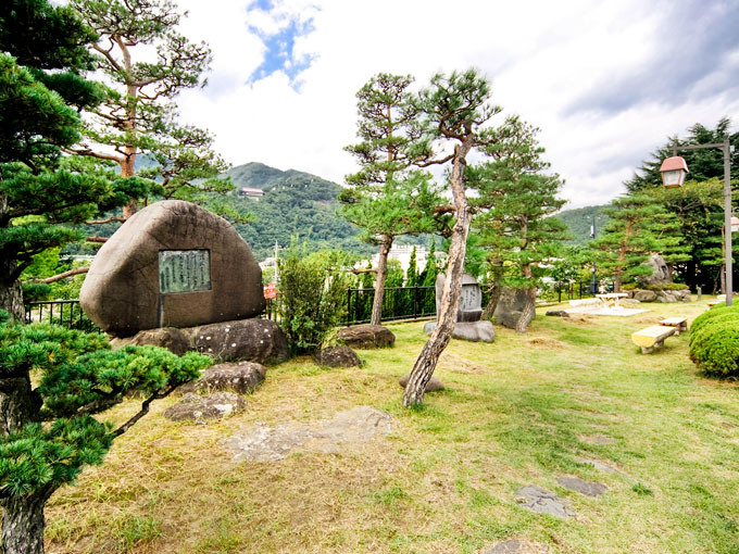 千曲川万葉公園